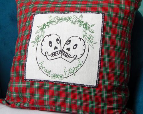 Coussin a carreaux zoom