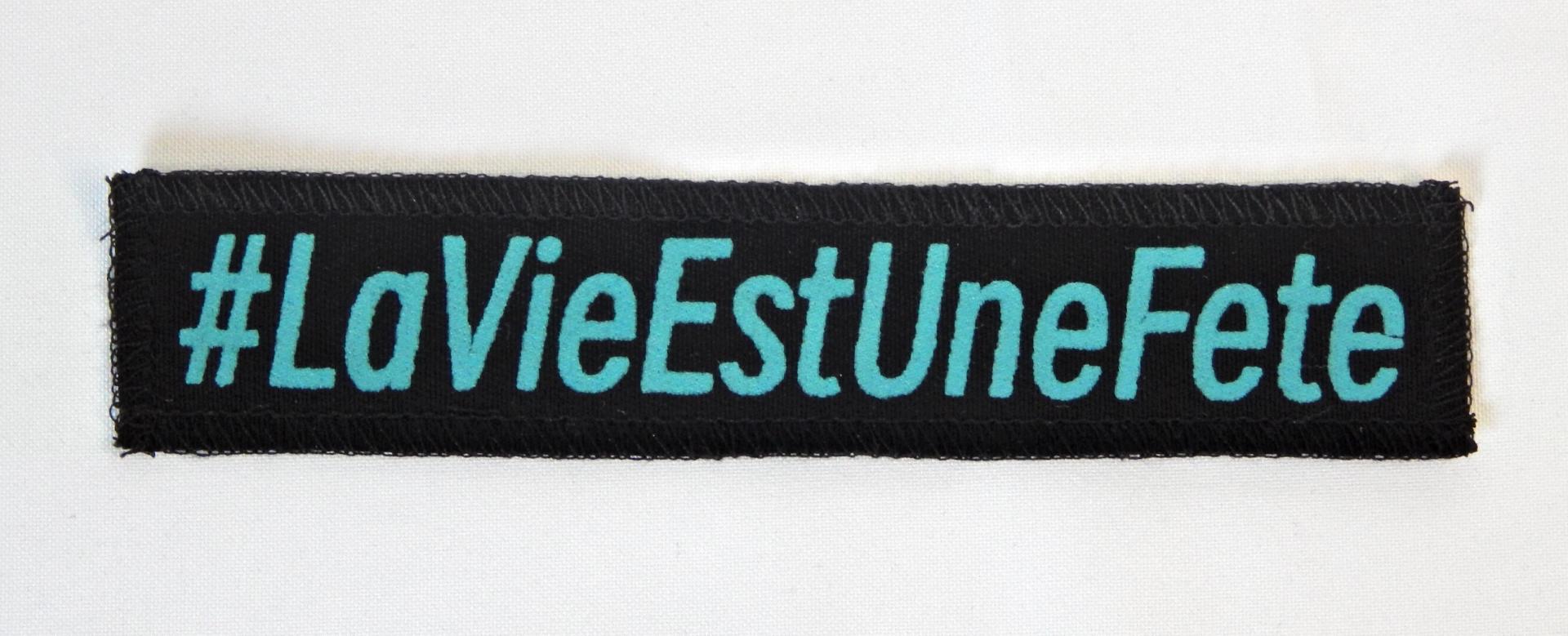 Lavieestunefete bleu